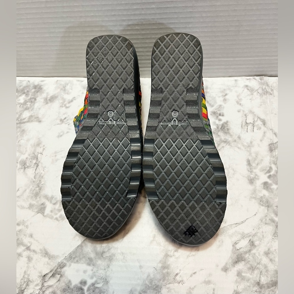 St. John's Bay Multicolor Woven Platform Shoes Size 8” - Picture 6 of 6